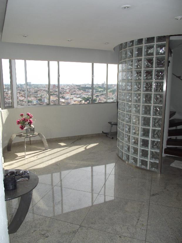 Alugar Apartamento / Padrão em Sorocaba R$ 4.000,00 - Foto 2
