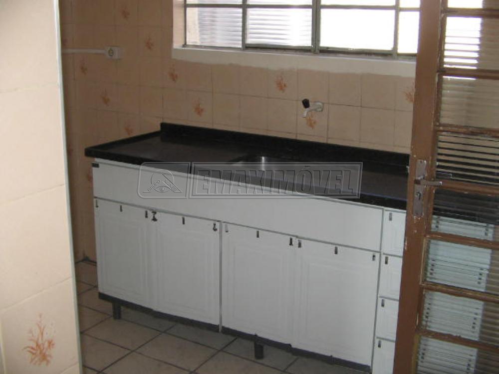 Alugar Casa / em Bairros em Sorocaba R$ 800,00 - Foto 5