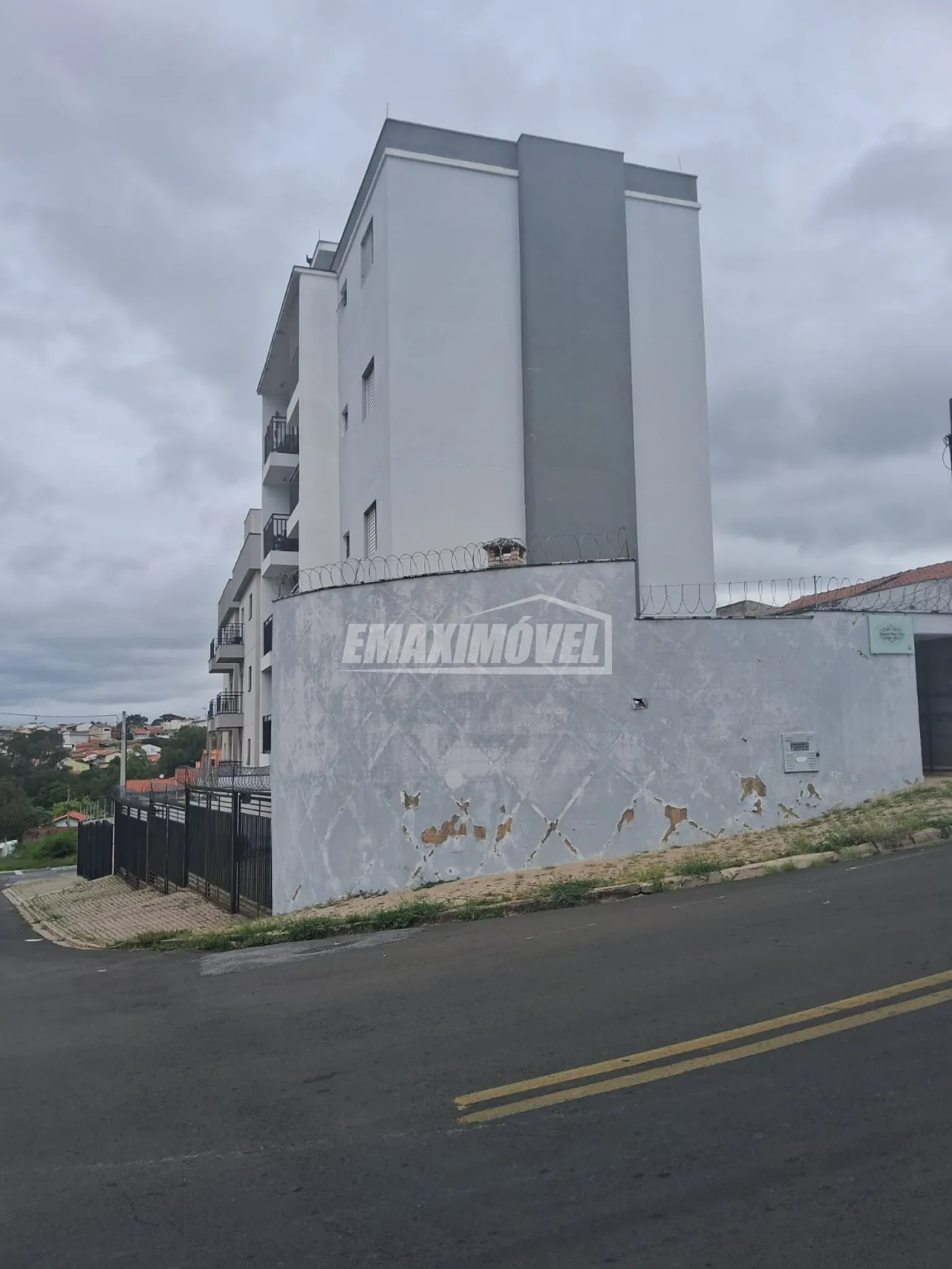 Comprar Apartamento / Padrão em Sorocaba R$ 230.000,00 - Foto 3
