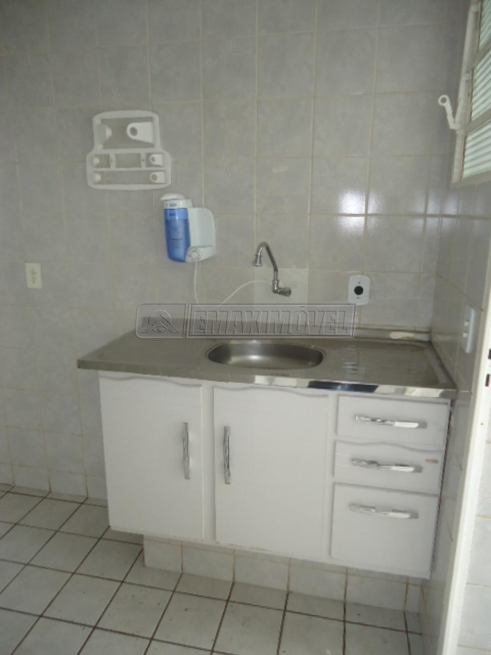 Alugar Apartamento / Padrão em Sorocaba R$ 800,00 - Foto 13