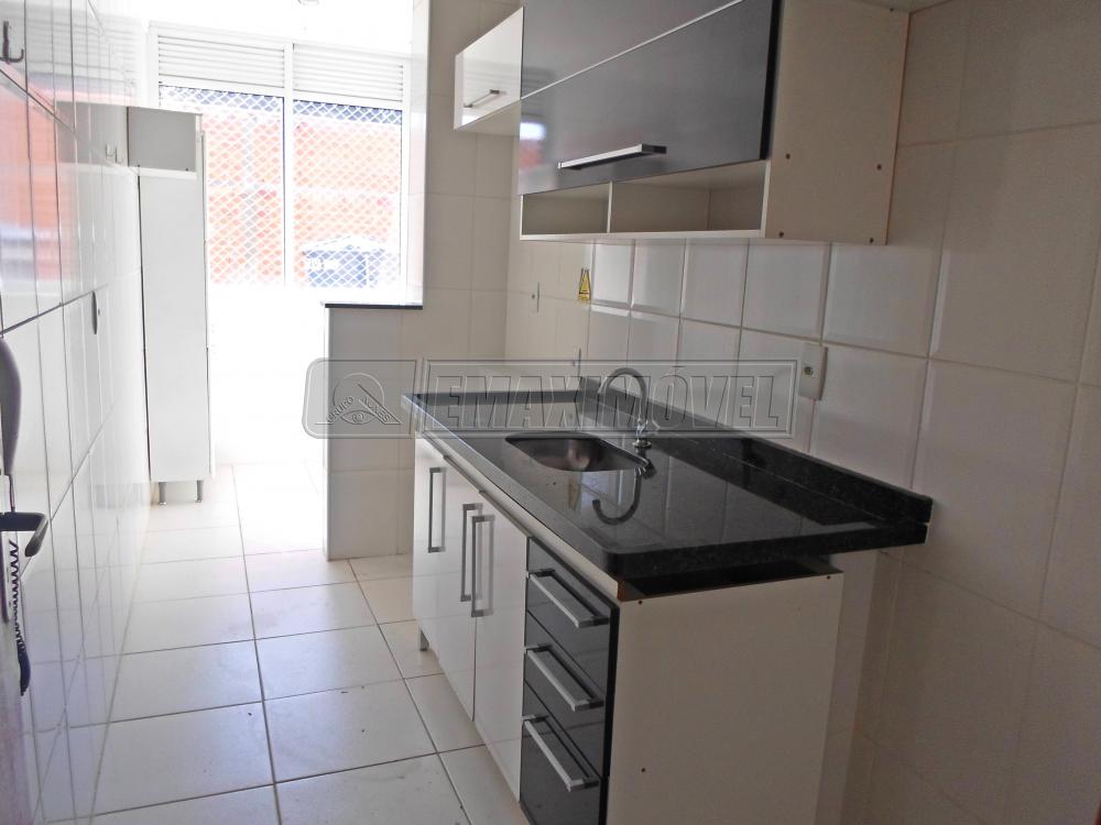 Alugar Apartamento / Padrão em Sorocaba R$ 1.000,00 - Foto 2