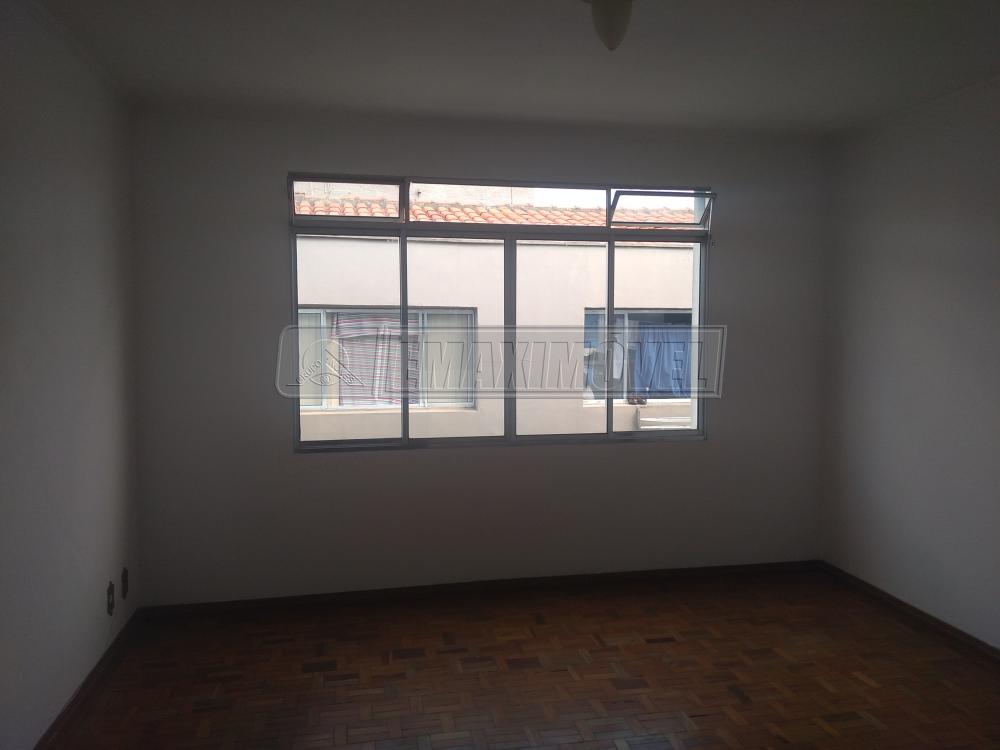 Alugar Apartamento / Padrão em Sorocaba R$ 800,00 - Foto 2