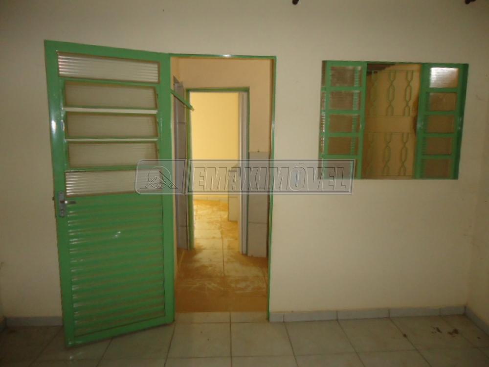 Alugar Casa / em Bairros em Sorocaba R$ 690,00 - Foto 8