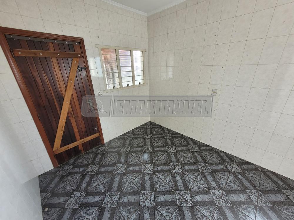 Alugar Casa / em Bairros em Sorocaba R$ 1.300,00 - Foto 14