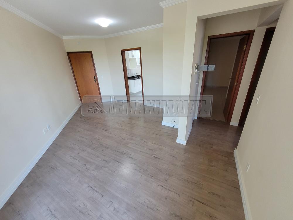 Alugar Apartamento / Padrão em Sorocaba R$ 1.300,00 - Foto 3