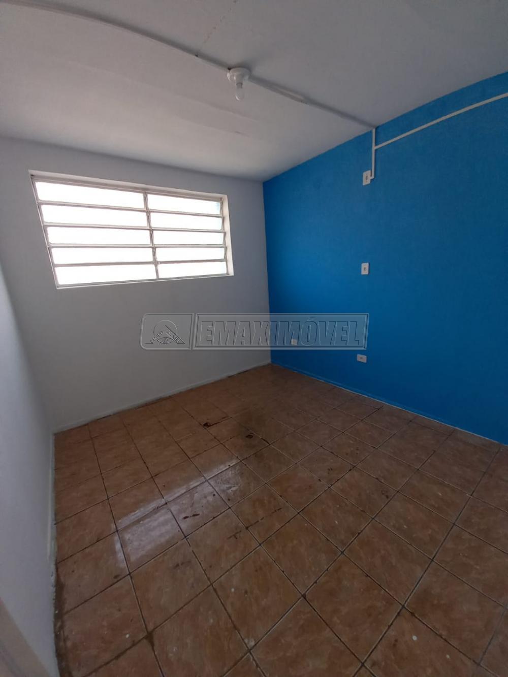 Alugar Casa / em Bairros em Sorocaba R$ 790,00 - Foto 7