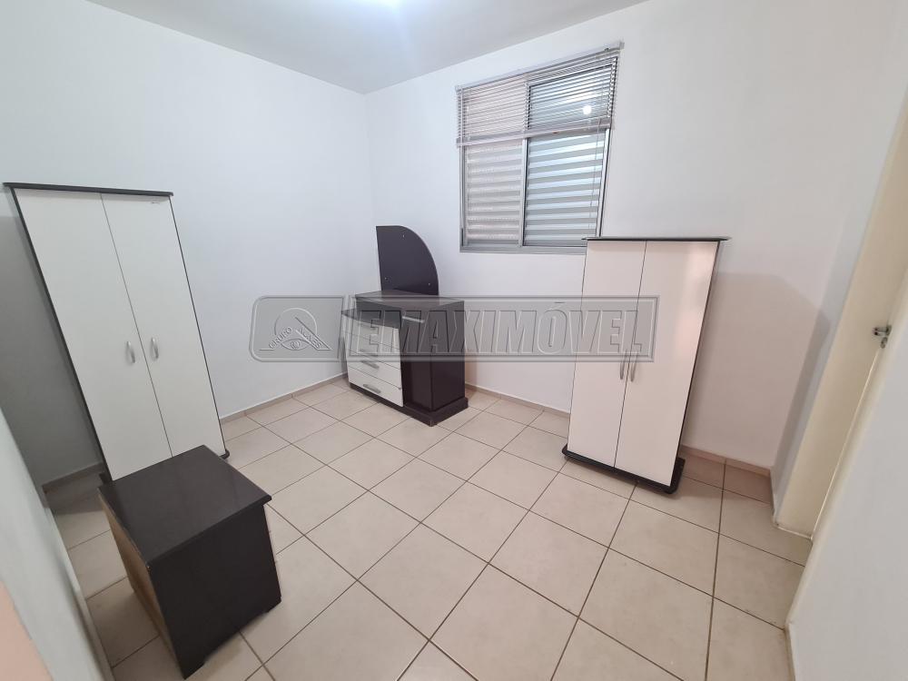 Alugar Apartamento / Padrão em Sorocaba R$ 900,00 - Foto 4