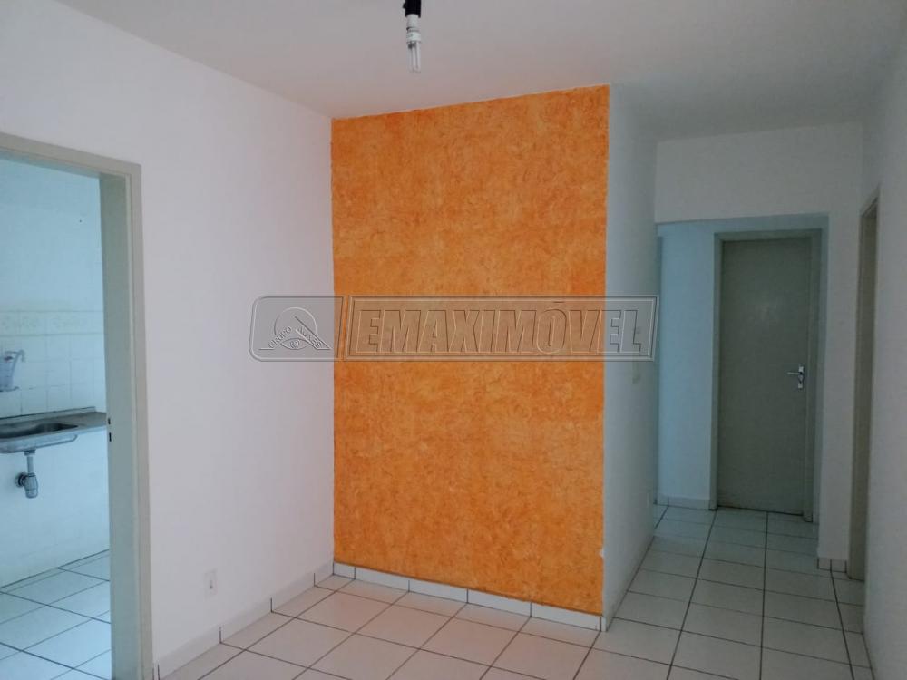 Comprar Apartamento / Padrão em Sorocaba R$ 215.000,00 - Foto 2
