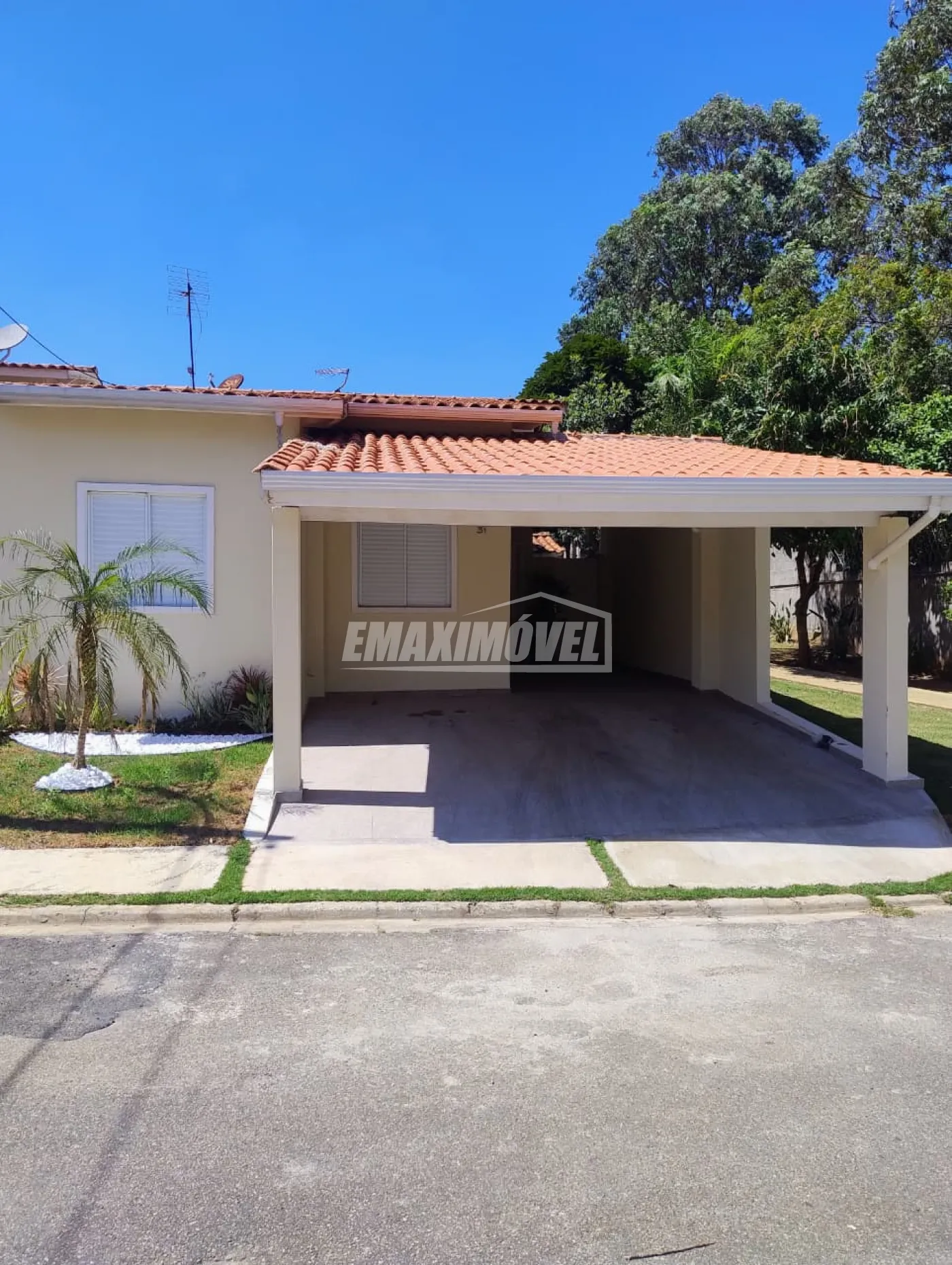 Alugar Casa / em Condomínios em Sorocaba R$ 4.300,00 - Foto 2