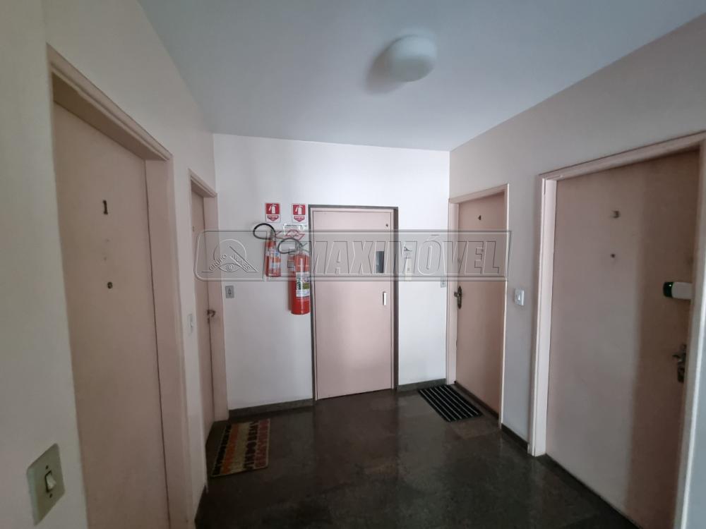Alugar Apartamento / Padrão em Sorocaba R$ 2.100,00 - Foto 3