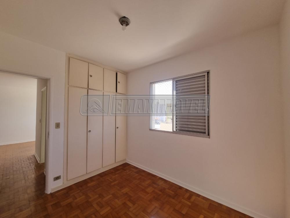 Alugar Apartamento / Padrão em Sorocaba R$ 2.100,00 - Foto 6