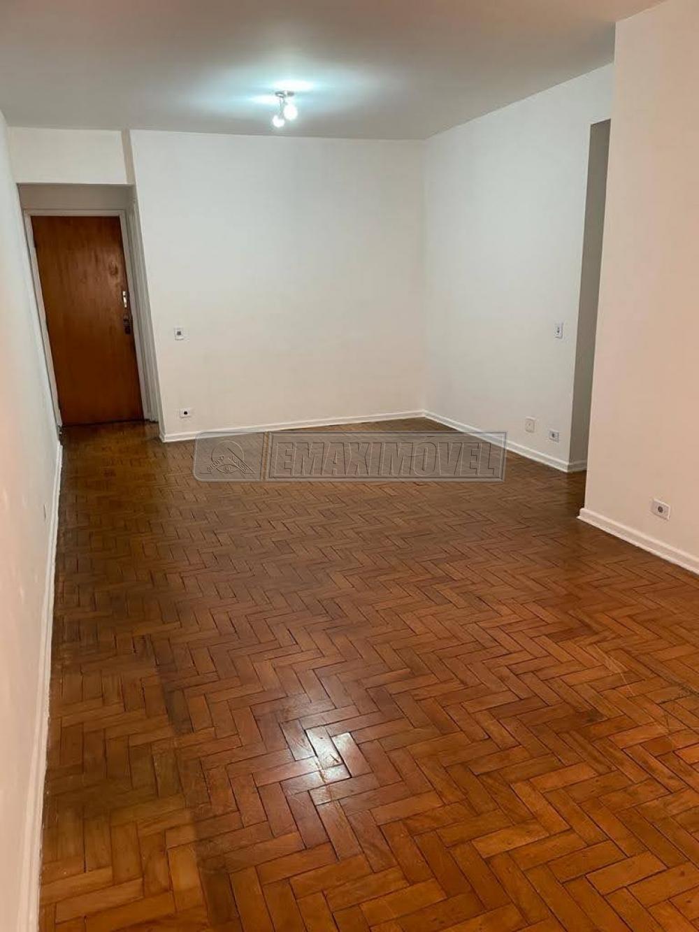 Comprar Apartamento / Padrão em Sorocaba R$ 400.000,00 - Foto 2