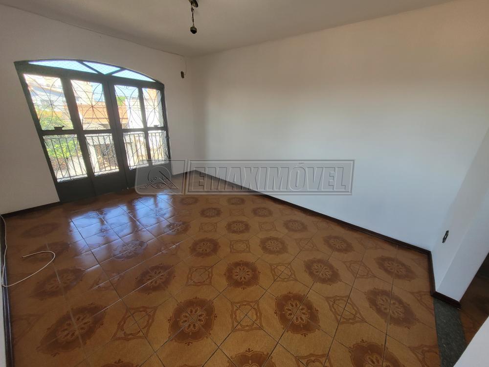 Alugar Casa / em Bairros em Sorocaba R$ 2.200,00 - Foto 2