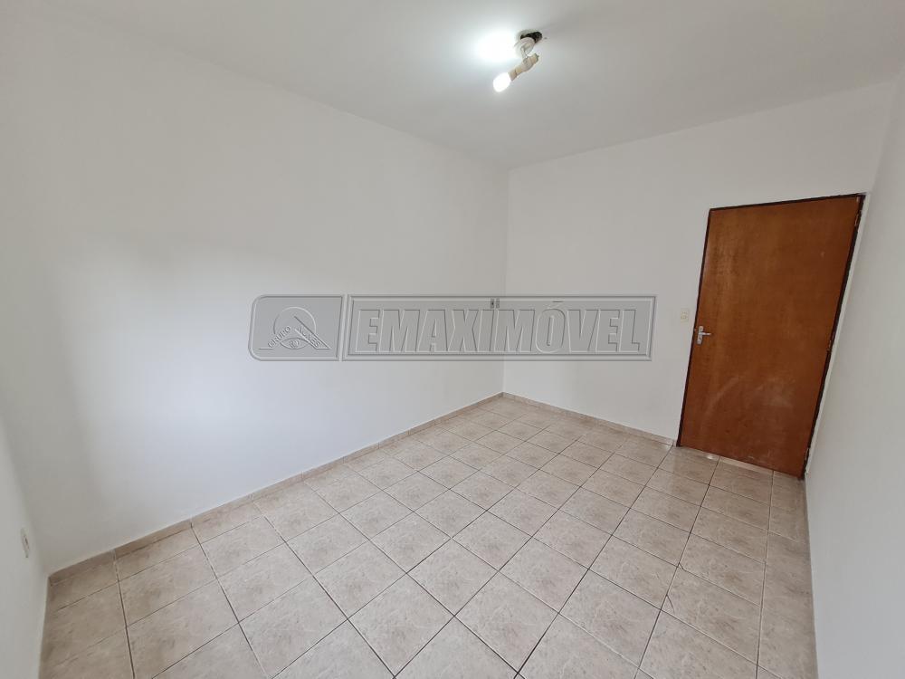 Alugar Casa / em Bairros em Sorocaba R$ 950,00 - Foto 8