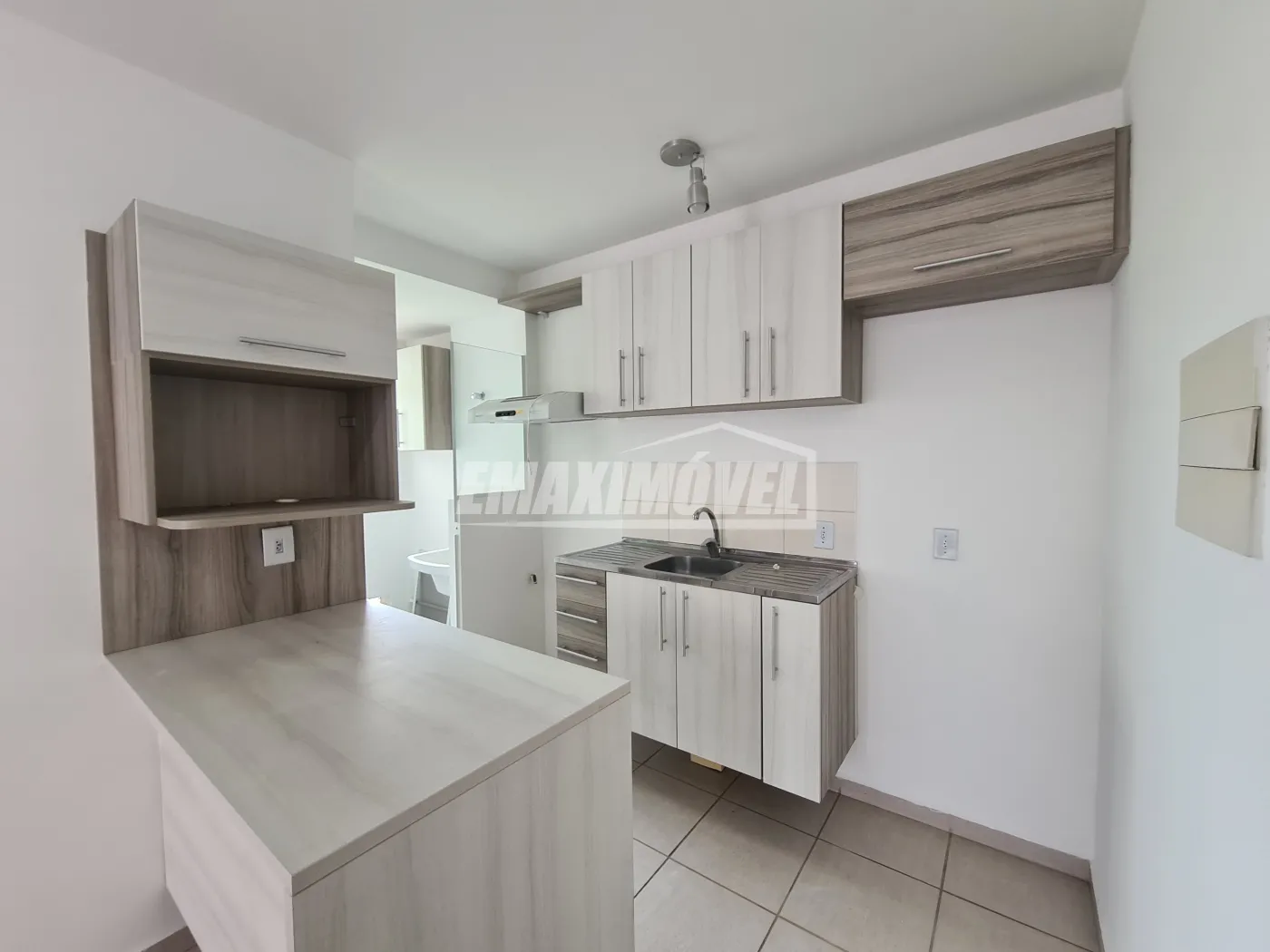 Alugar Apartamento / Padrão em Sorocaba R$ 1.100,00 - Foto 5