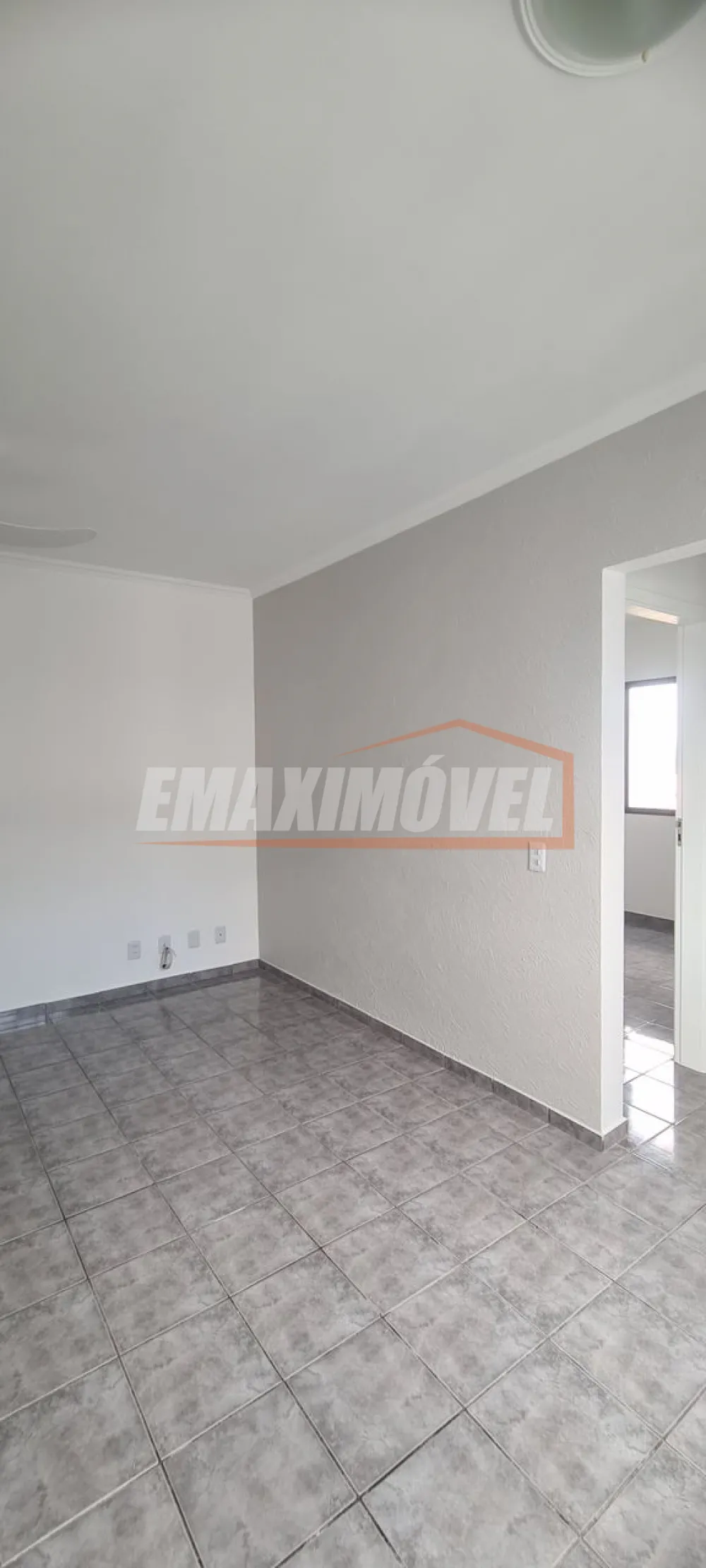 Alugar Apartamento / Padrão em Sorocaba R$ 1.100,00 - Foto 2