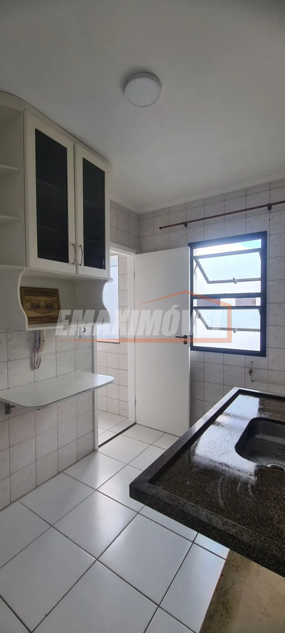 Alugar Apartamento / Padrão em Sorocaba R$ 1.100,00 - Foto 6