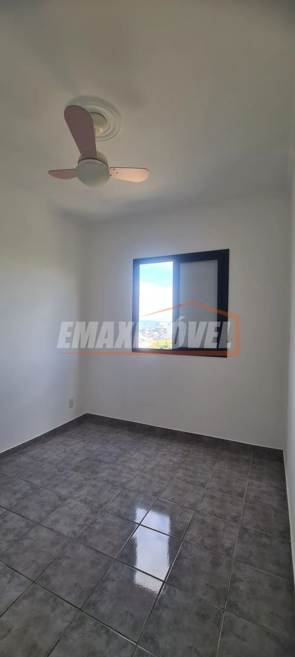 Alugar Apartamento / Padrão em Sorocaba R$ 1.100,00 - Foto 9