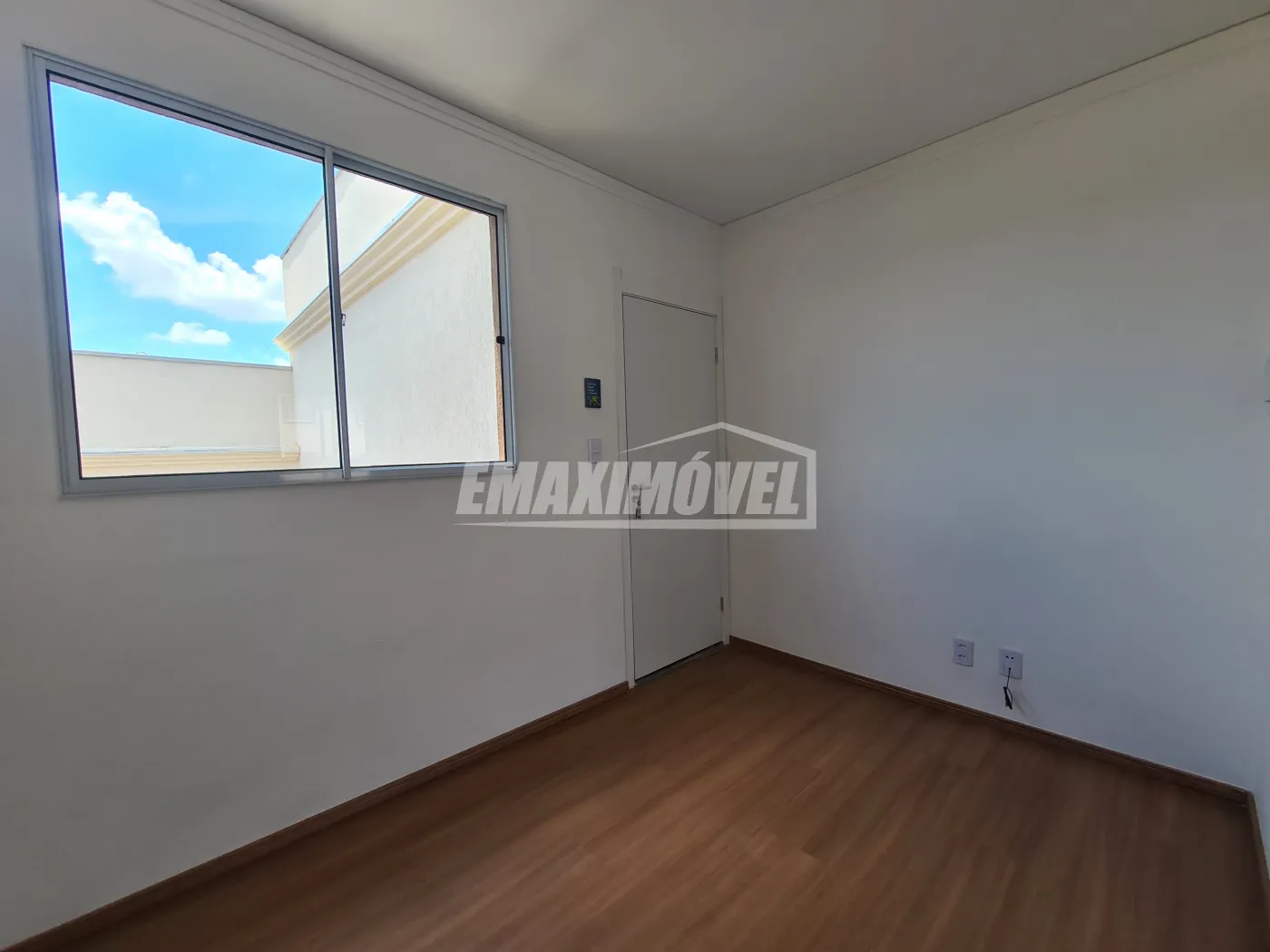 Alugar Apartamento / Padrão em Sorocaba R$ 1.100,00 - Foto 2