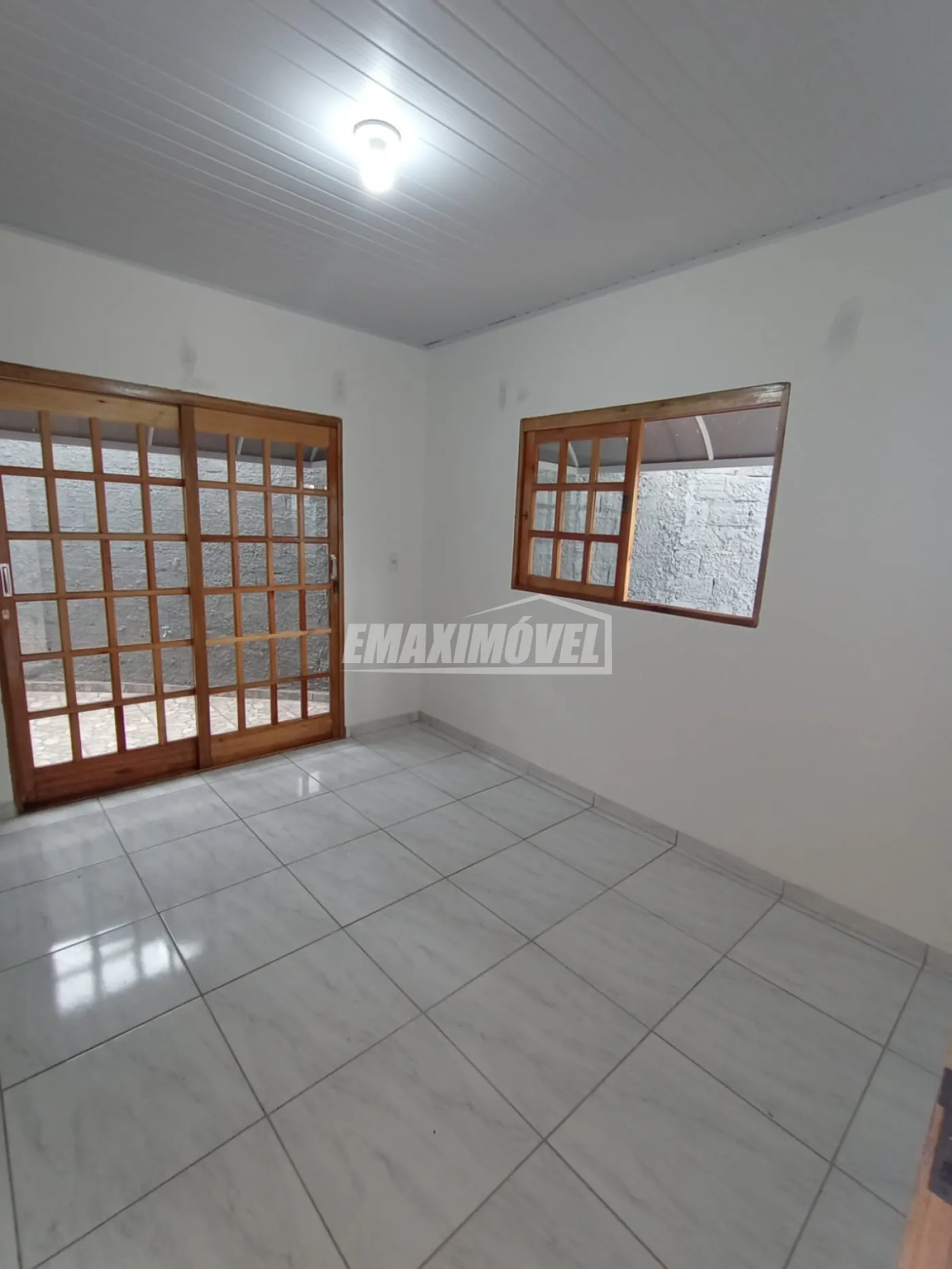 Alugar Casa / em Bairros em Sorocaba R$ 1.800,00 - Foto 4