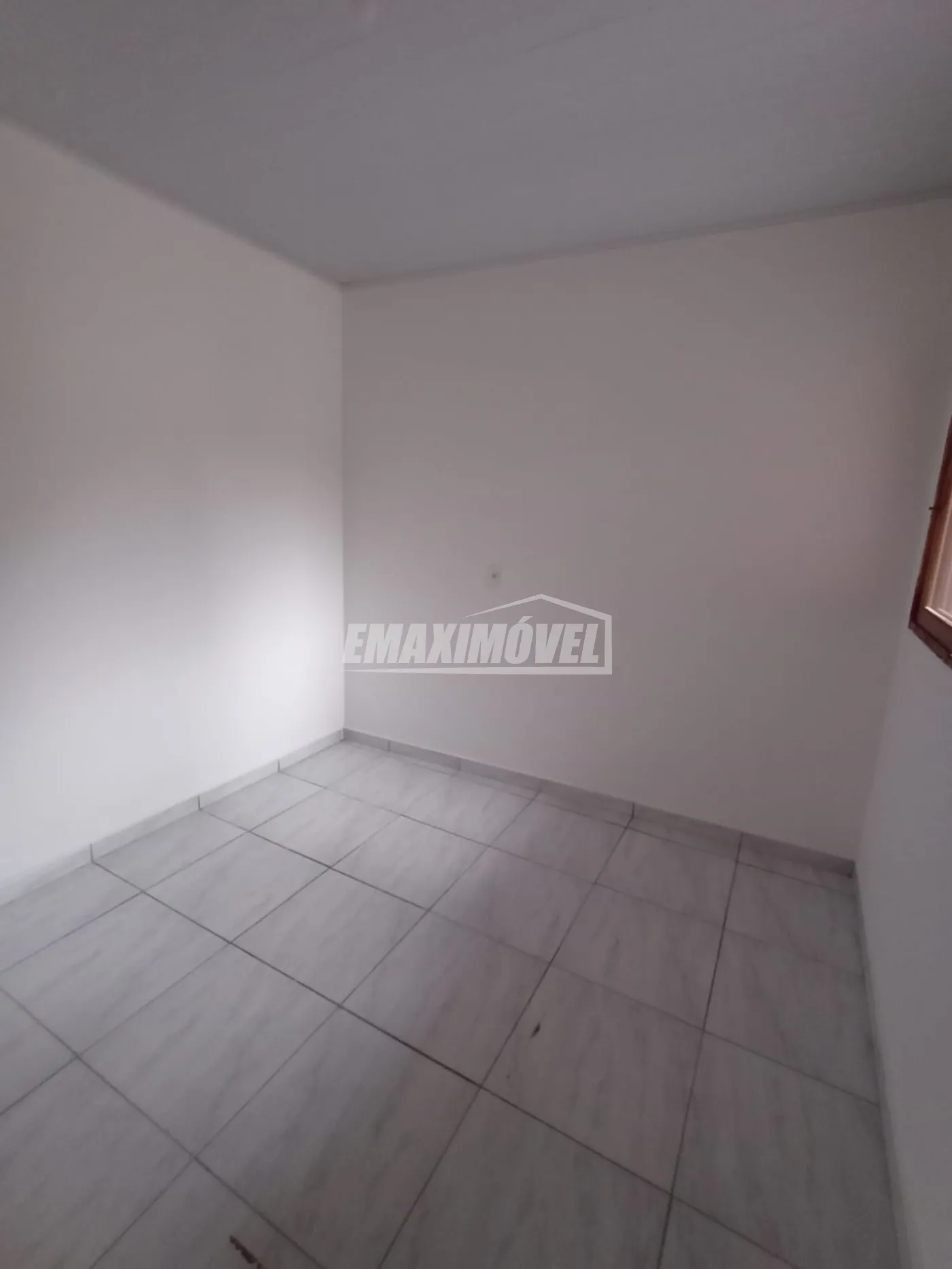 Alugar Casa / em Bairros em Sorocaba R$ 1.800,00 - Foto 8