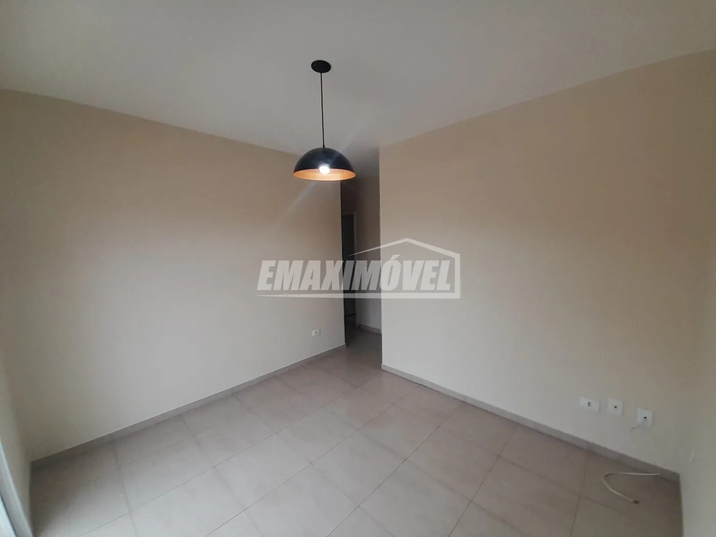 Alugar Apartamento / Padrão em Sorocaba R$ 900,00 - Foto 2