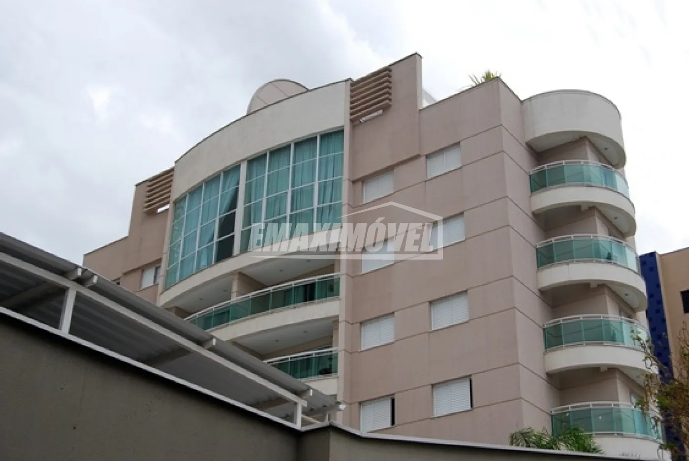 Alugar Apartamento / Padrão em Sorocaba R$ 2.500,00 - Foto 1