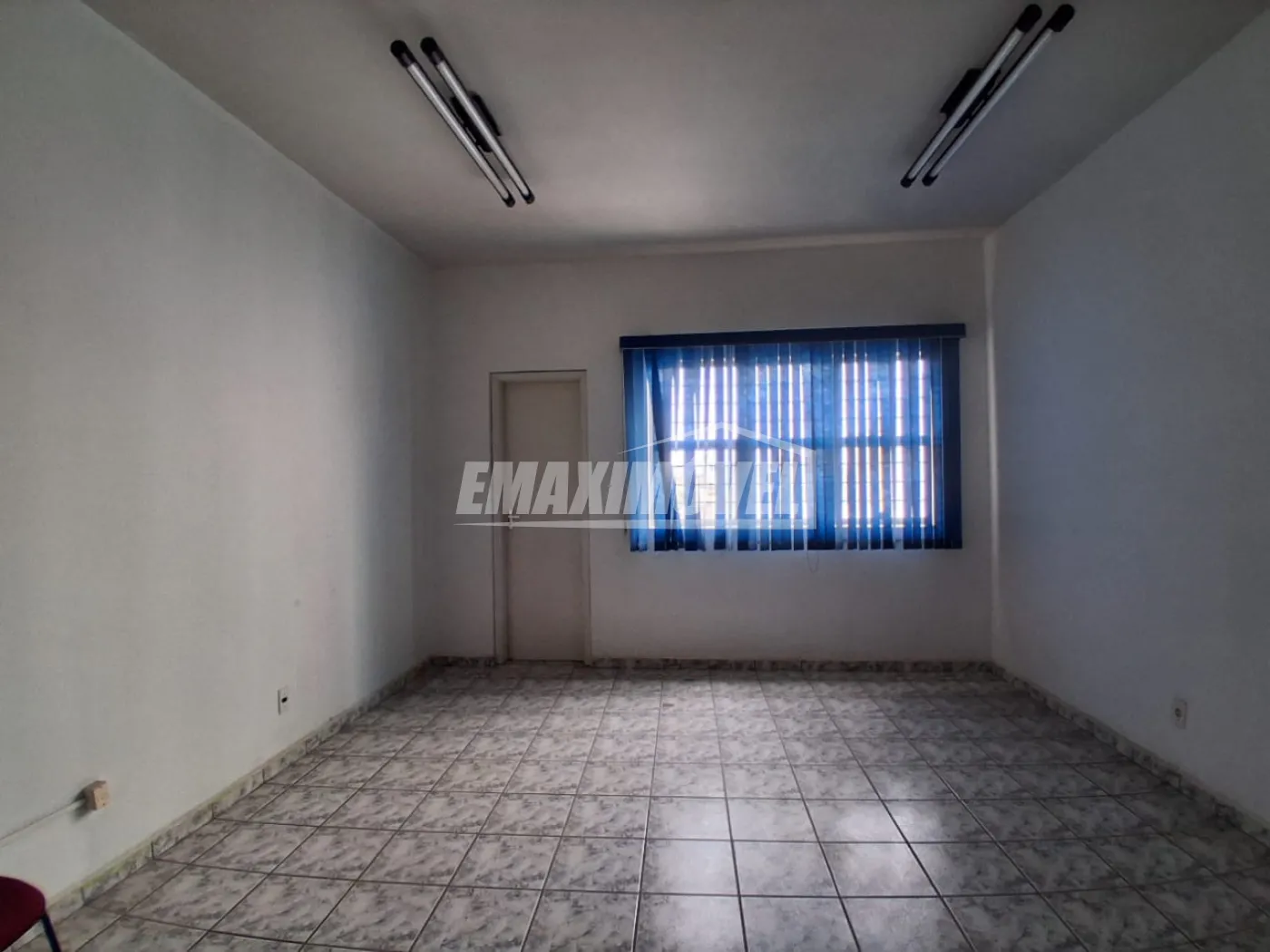 Alugar Sala Comercial / em Bairro em Sorocaba R$ 1.100,00 - Foto 4