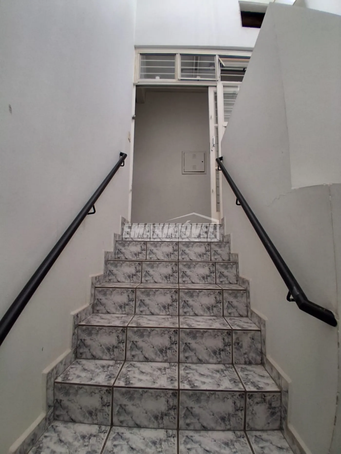 Alugar Sala Comercial / em Bairro em Sorocaba R$ 1.100,00 - Foto 12