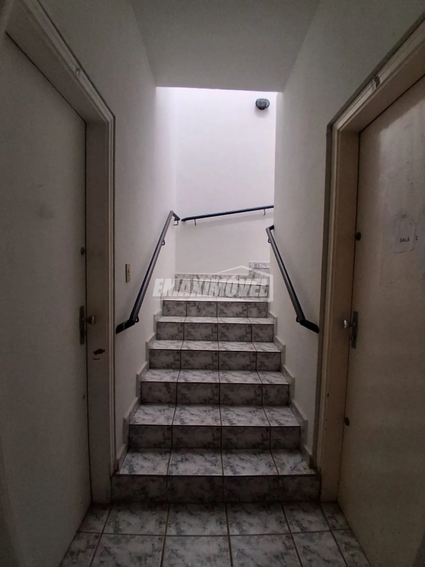 Alugar Sala Comercial / em Bairro em Sorocaba R$ 1.100,00 - Foto 13