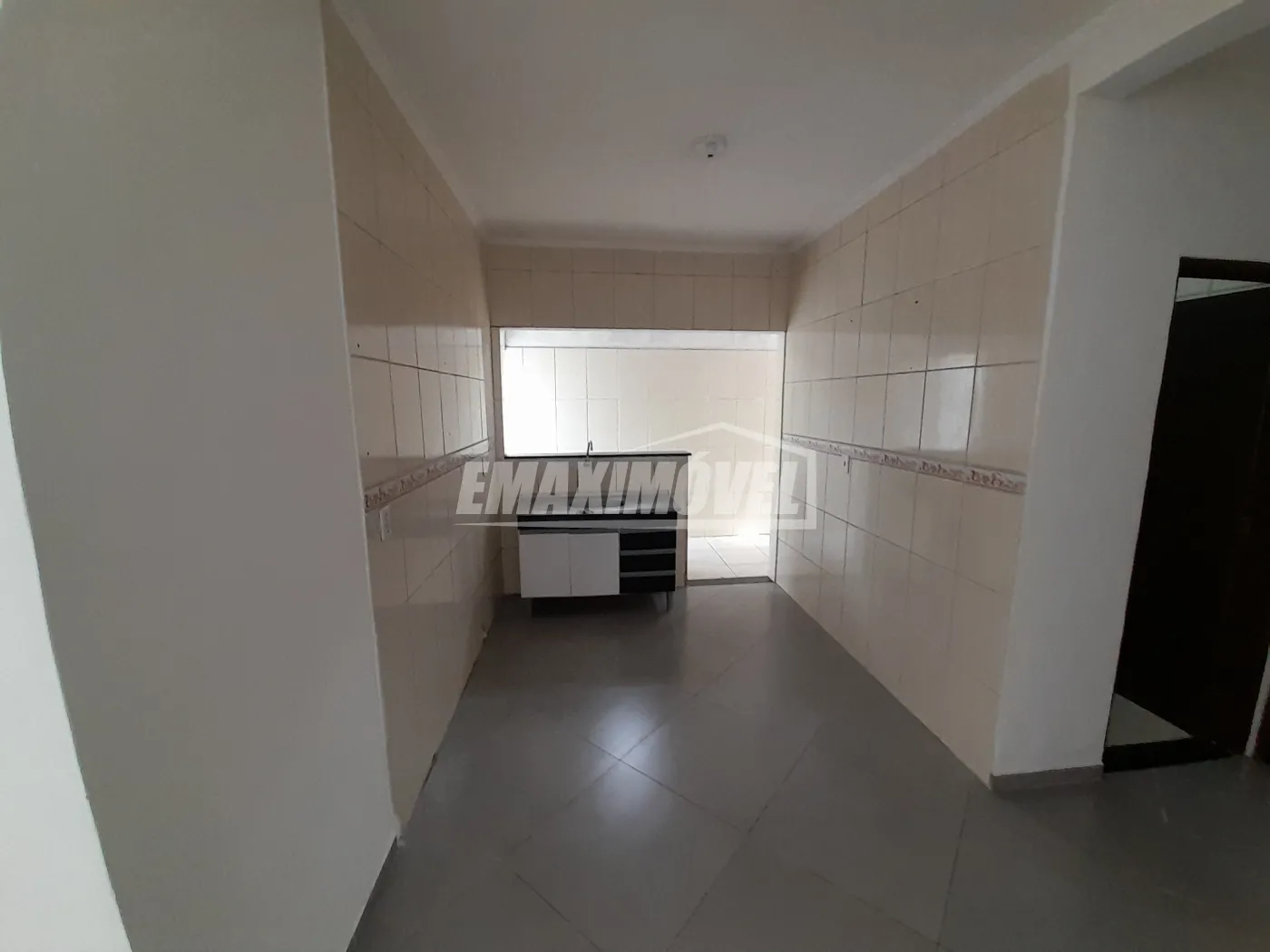Alugar Casa / em Bairros em Sorocaba R$ 1.650,00 - Foto 6