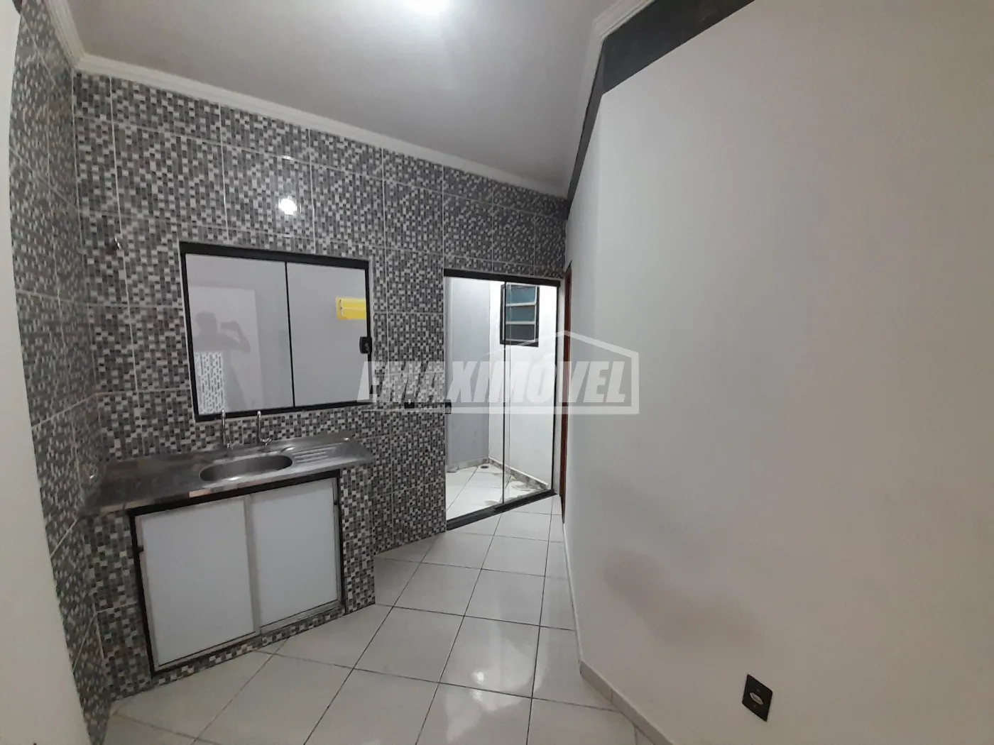 Alugar Apartamento / Kitnet em Sorocaba R$ 700,00 - Foto 4