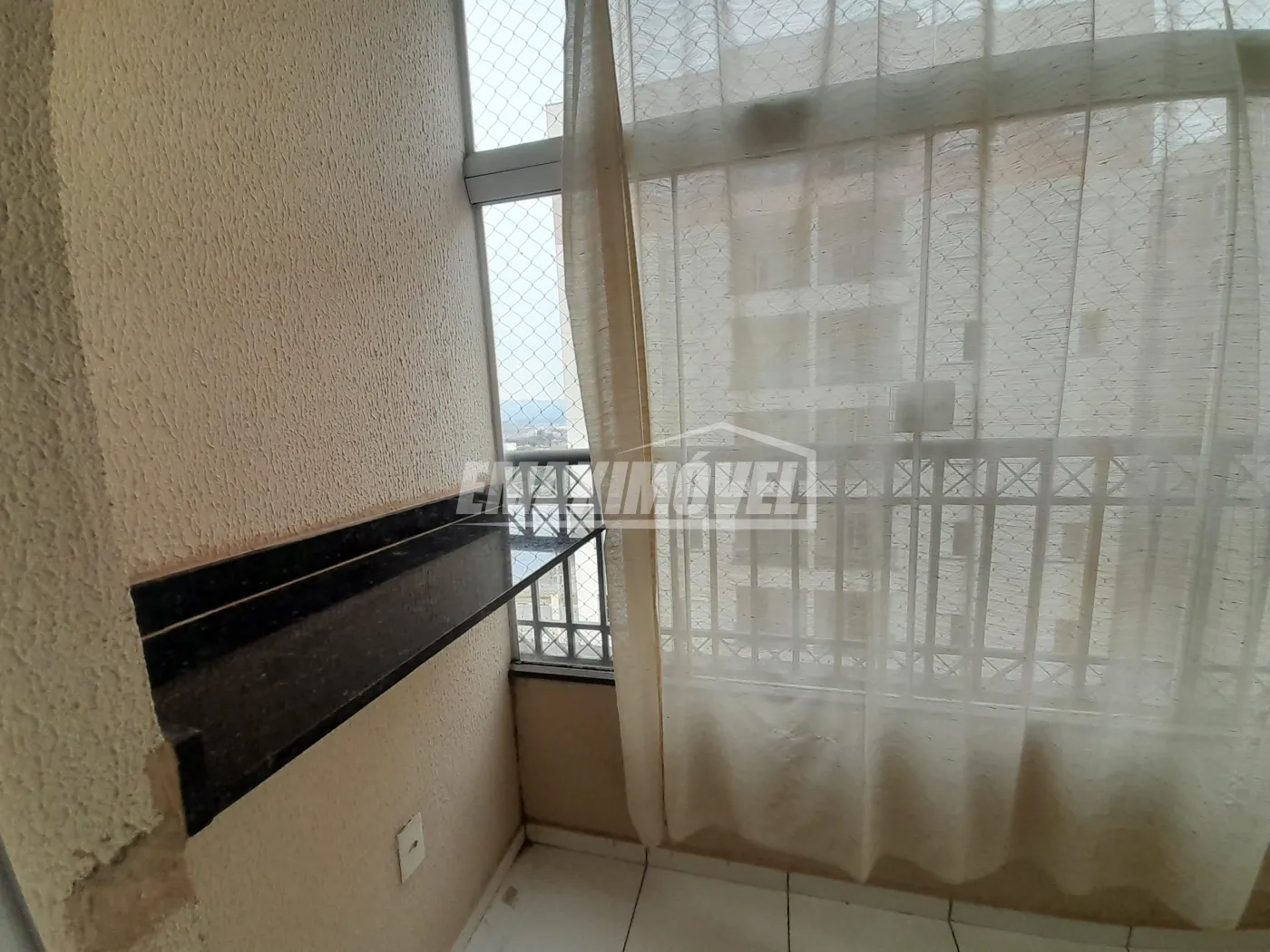 Alugar Apartamento / Padrão em Sorocaba R$ 1.700,00 - Foto 5