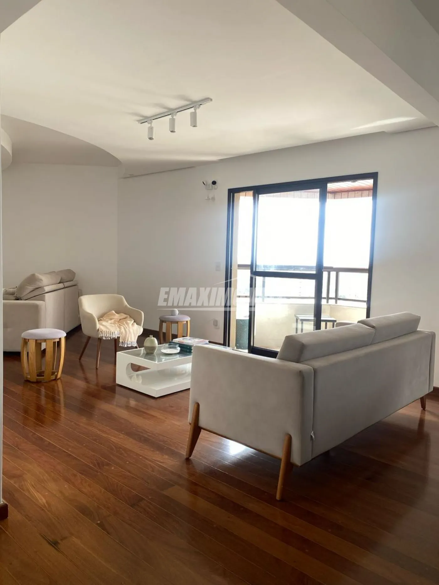 Alugar Apartamento / Padrão em Sorocaba R$ 4.000,00 - Foto 11