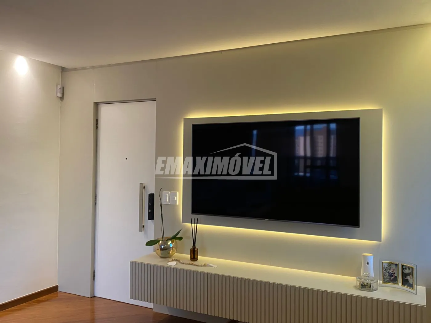 Alugar Apartamento / Padrão em Sorocaba R$ 4.000,00 - Foto 1