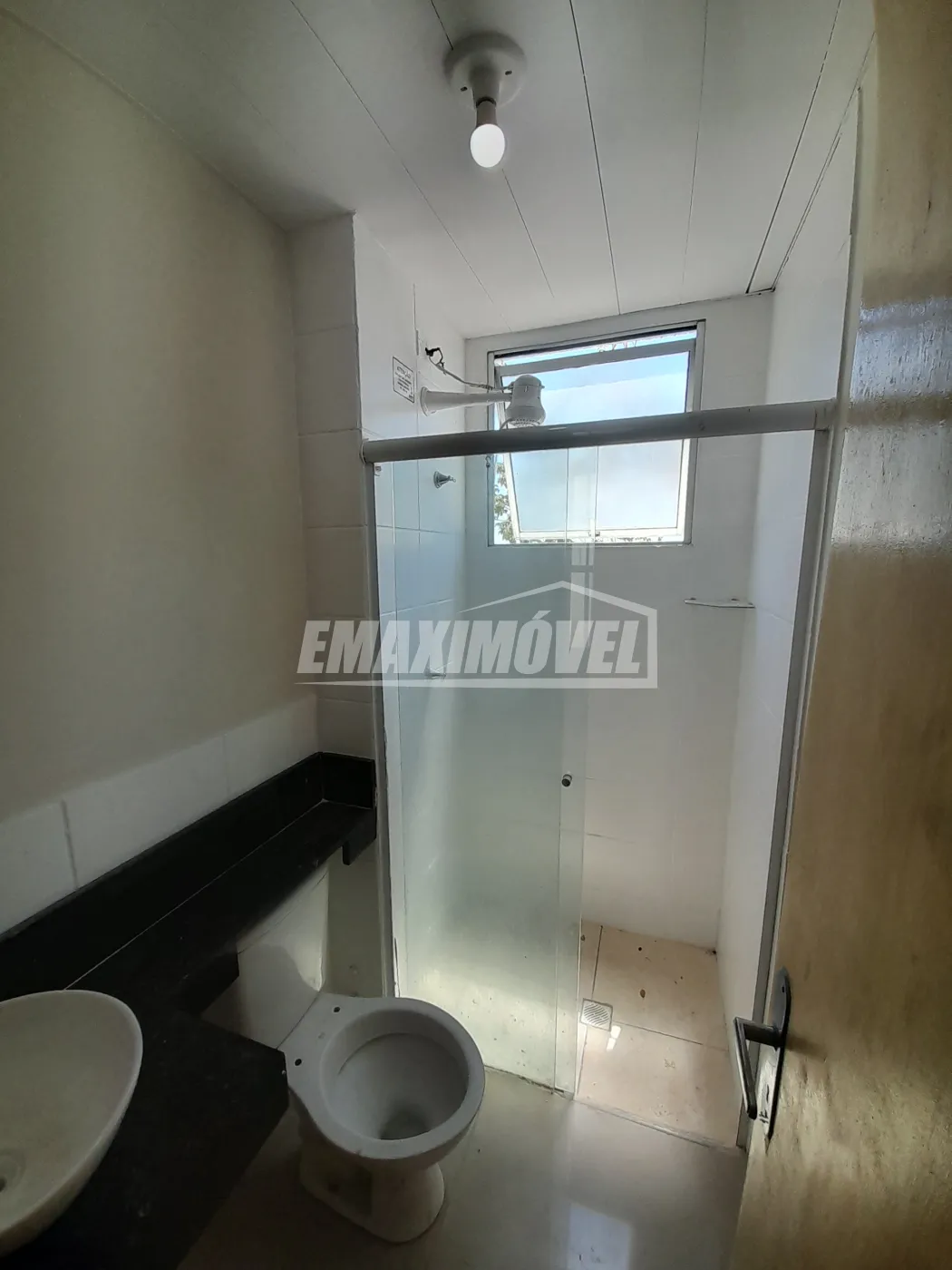 Alugar Apartamento / Padrão em Sorocaba R$ 1.500,00 - Foto 8