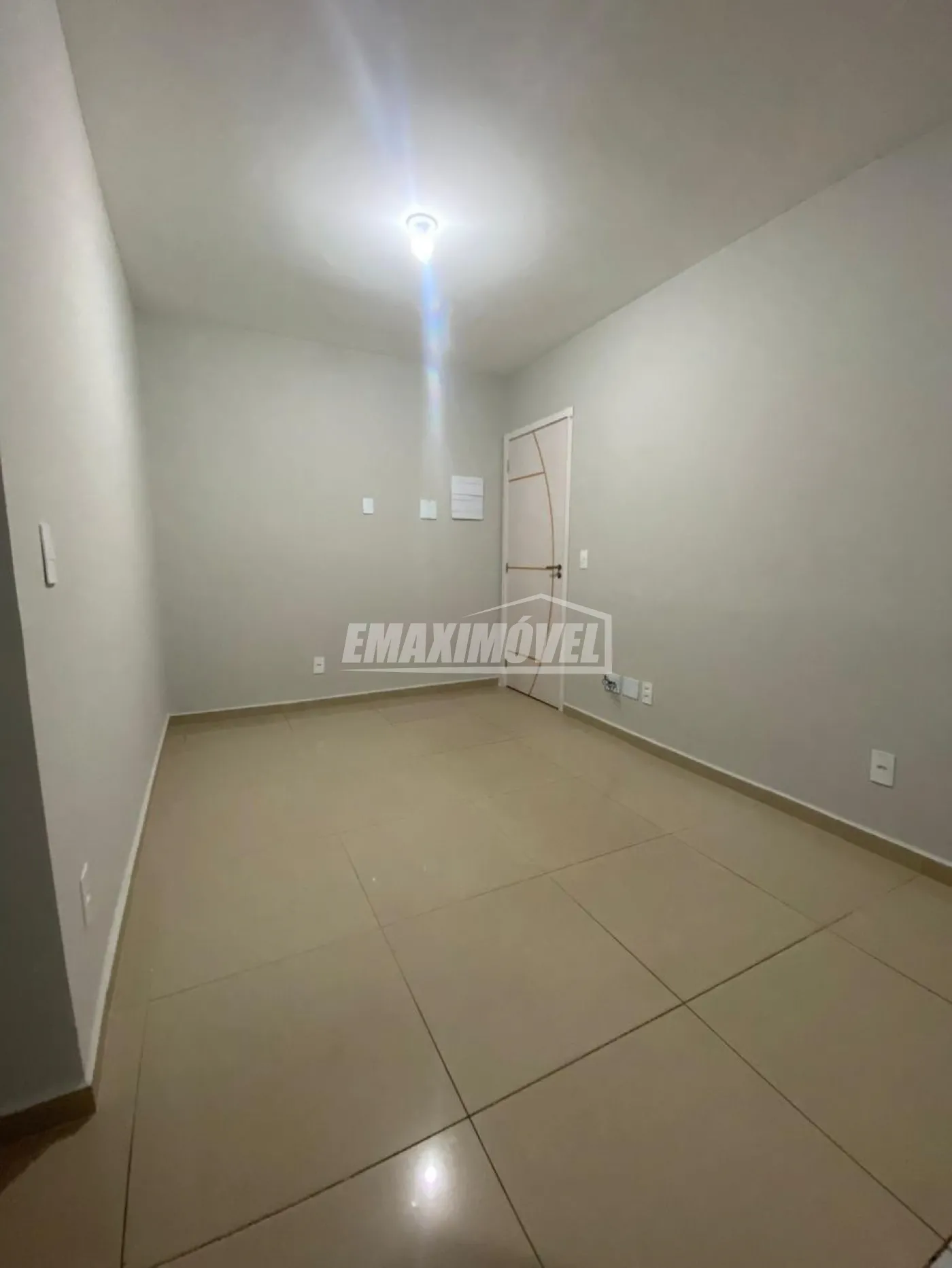 Comprar Apartamento / Padrão em Sorocaba R$ 192.000,00 - Foto 2