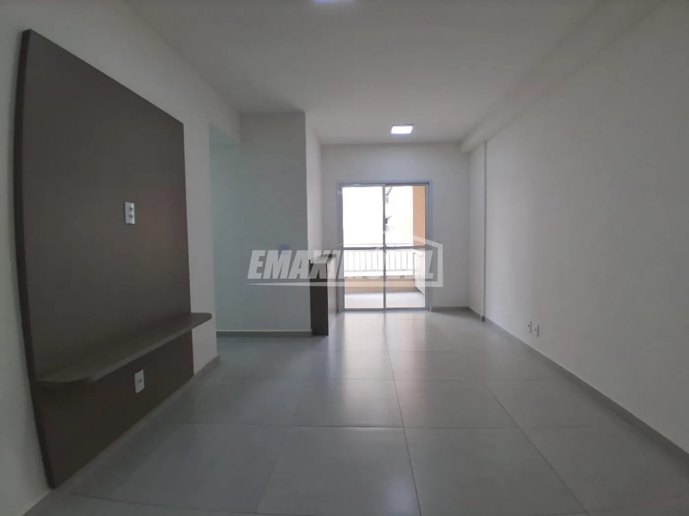 Alugar Apartamento / Padrão em Sorocaba R$ 2.400,00 - Foto 2