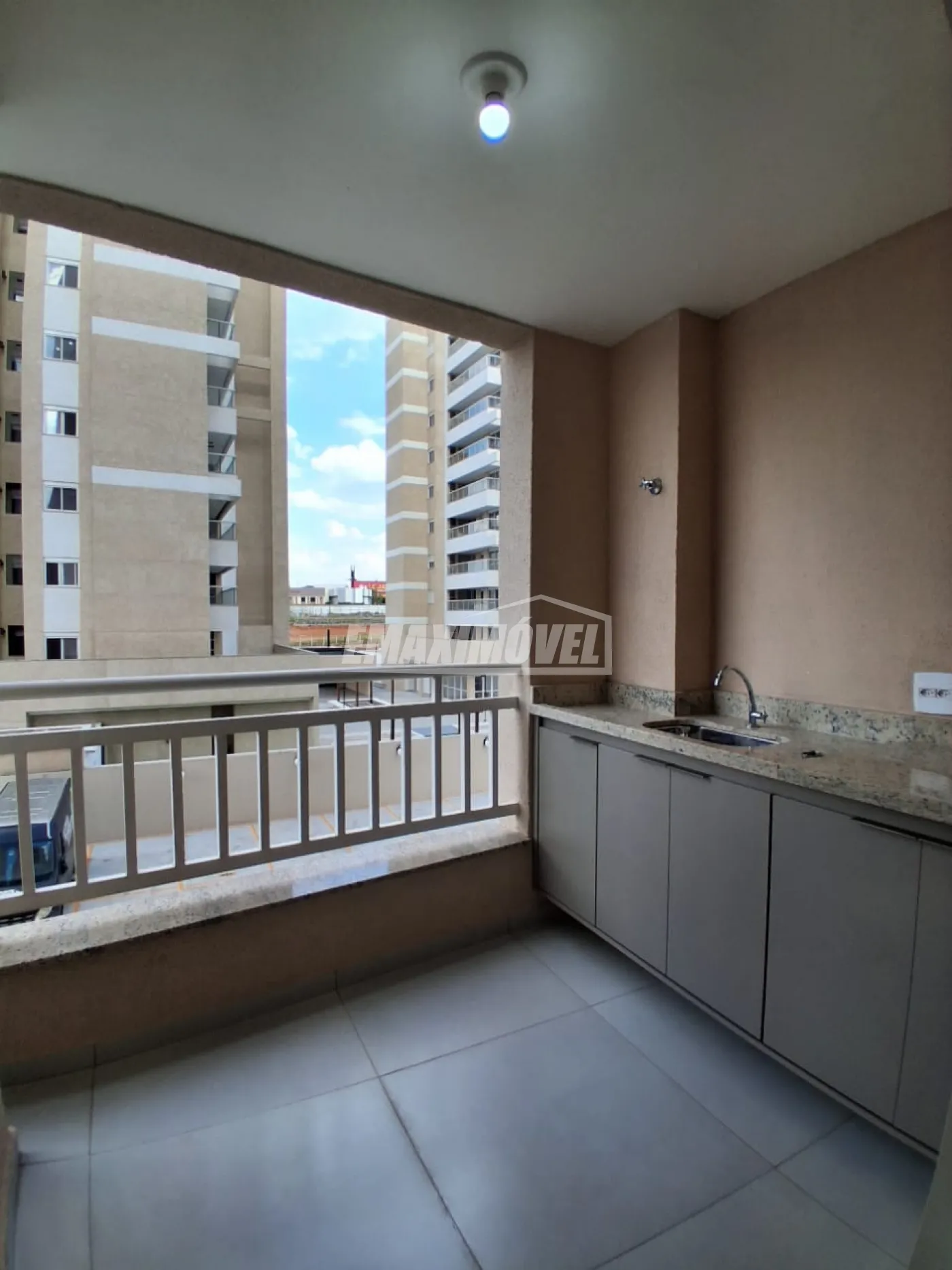 Alugar Apartamento / Padrão em Sorocaba R$ 2.400,00 - Foto 4