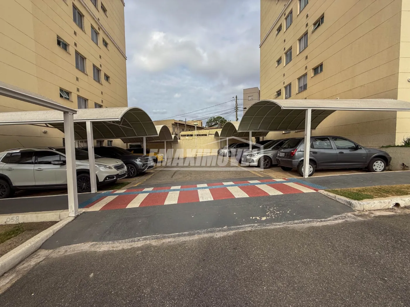 Comprar Apartamento / Padrão em Sorocaba R$ 290.000,00 - Foto 33