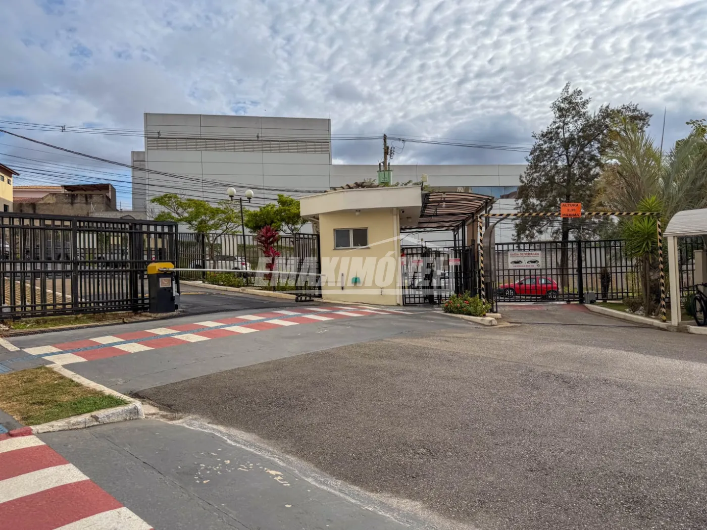 Comprar Apartamento / Padrão em Sorocaba R$ 290.000,00 - Foto 1