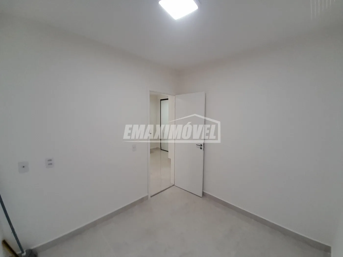 Alugar Apartamento / Padrão em Sorocaba R$ 1.700,00 - Foto 8