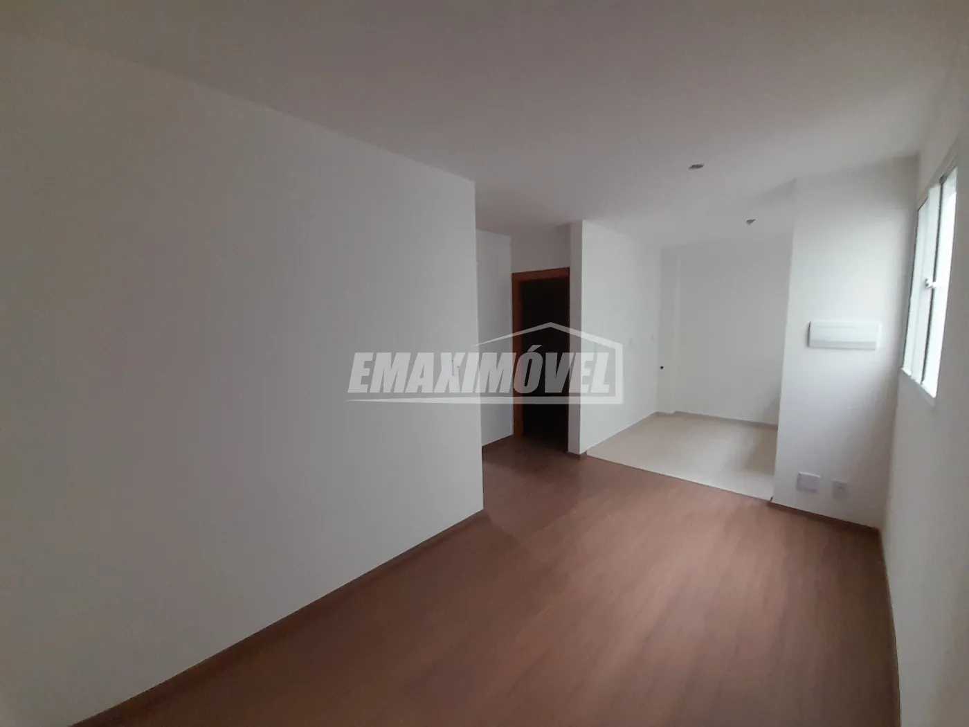 Alugar Apartamento / Padrão em Sorocaba R$ 1.500,00 - Foto 2