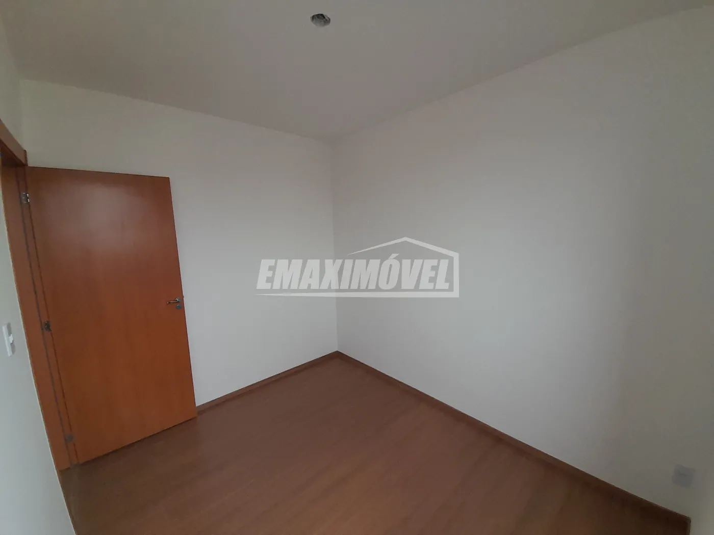 Alugar Apartamento / Padrão em Sorocaba R$ 1.500,00 - Foto 8