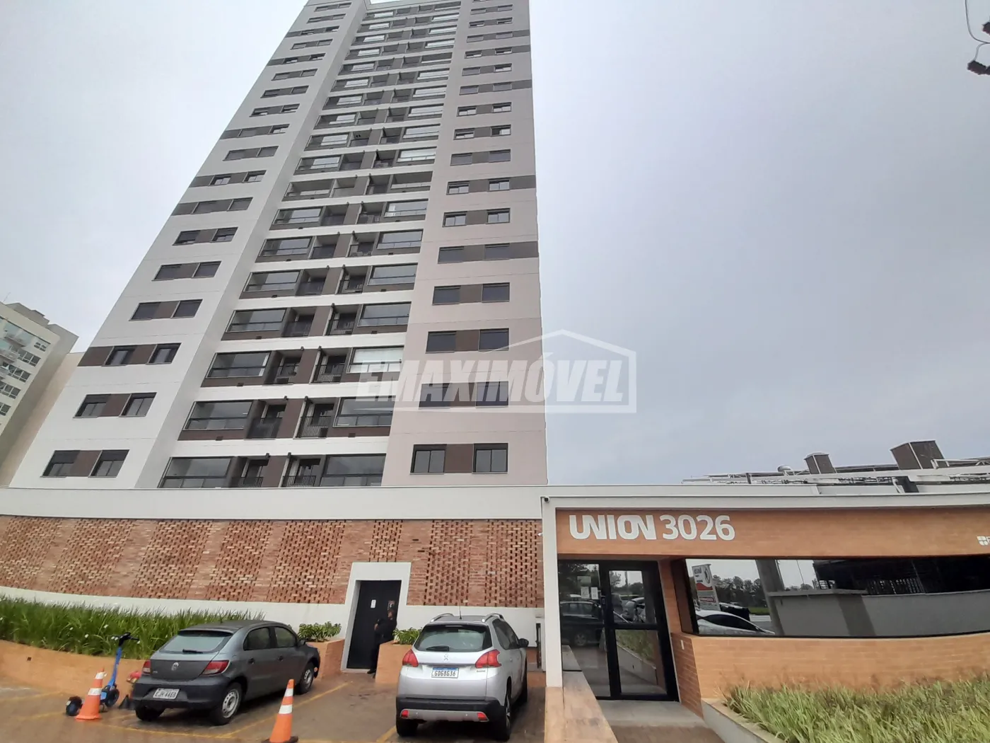 Alugar Apartamento / Padrão em Sorocaba R$ 3.300,00 - Foto 2