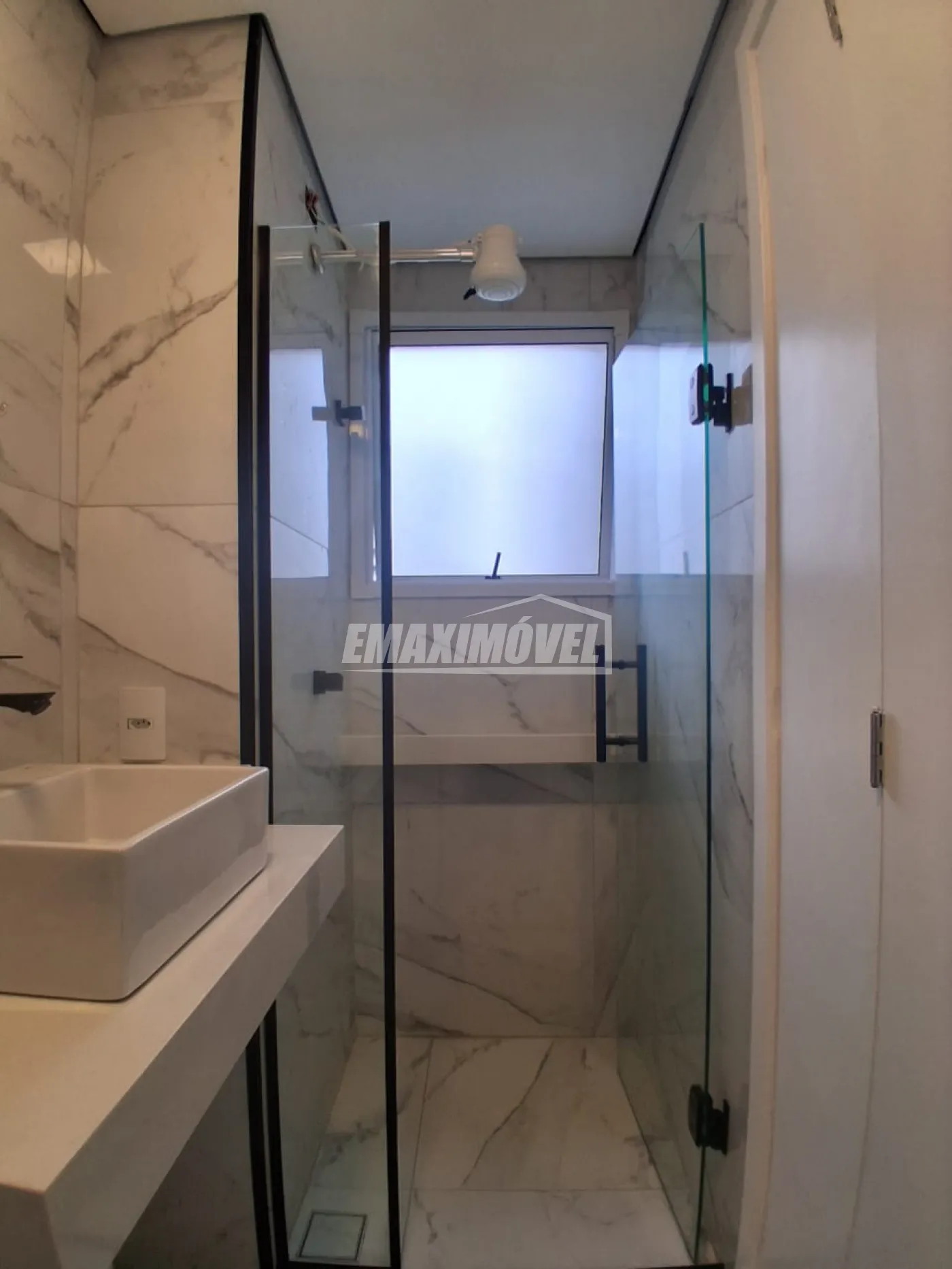 Alugar Apartamento / Padrão em Sorocaba R$ 1.800,00 - Foto 11