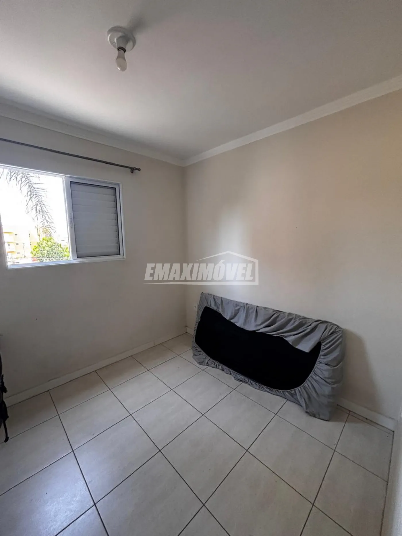 Comprar Apartamento / Padrão em Sorocaba R$ 180.000,00 - Foto 5