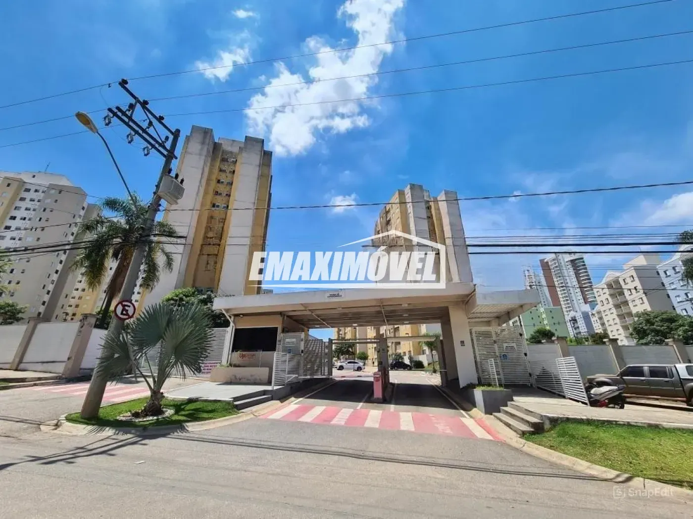 Comprar Apartamento / Padrão em Sorocaba R$ 450.000,00 - Foto 1