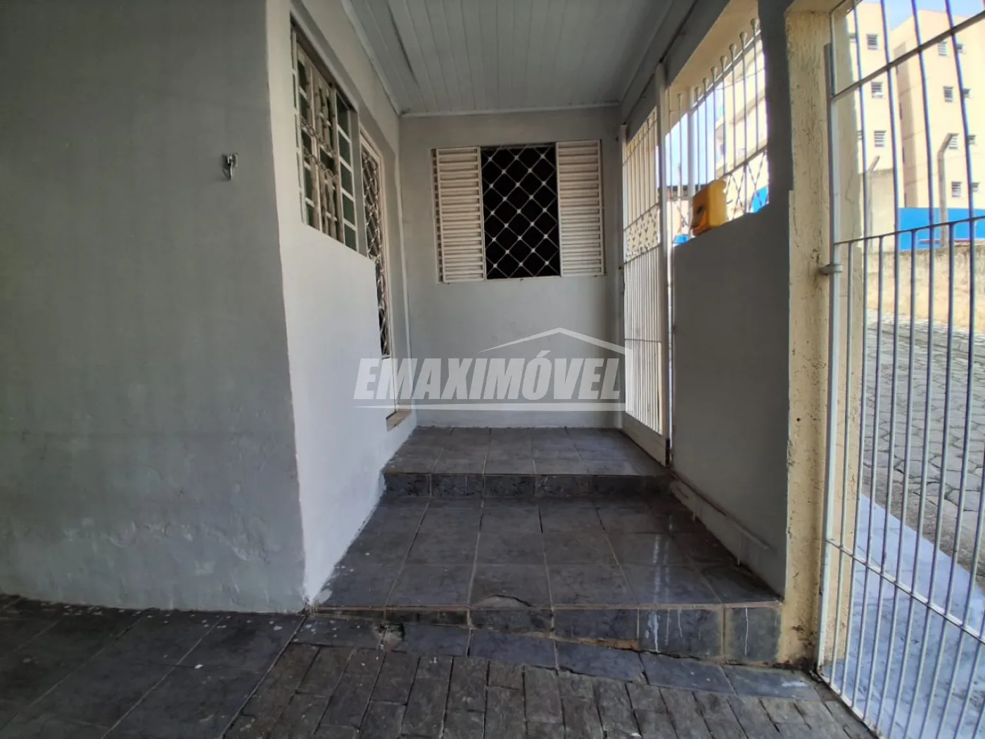 Alugar Casa / em Bairros em Sorocaba R$ 1.400,00 - Foto 2
