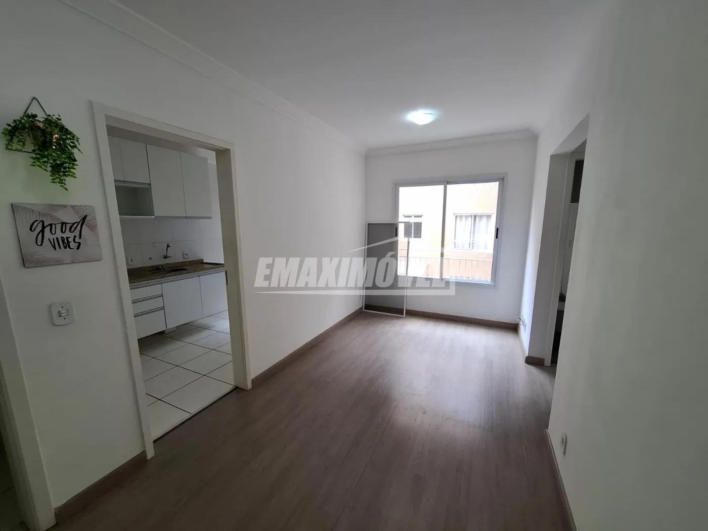 Alugar Apartamento / Padrão em Sorocaba R$ 1.700,00 - Foto 3